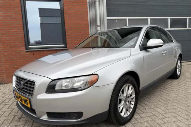 Volvo S80 (2007) thumbnail 2