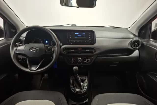 Hyundai i10 (2022) thumbnail 3