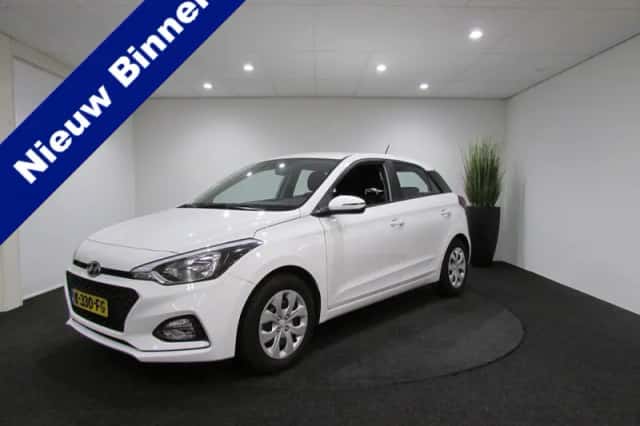 Hyundai i20 (2021) thumbnail 1