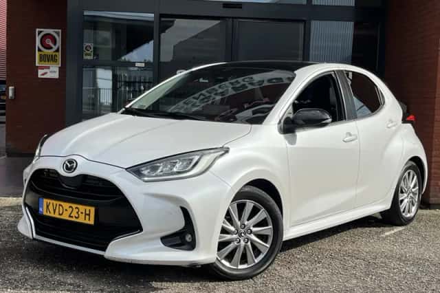 Mazda 2 Hybrid (2022) thumbnail 2
