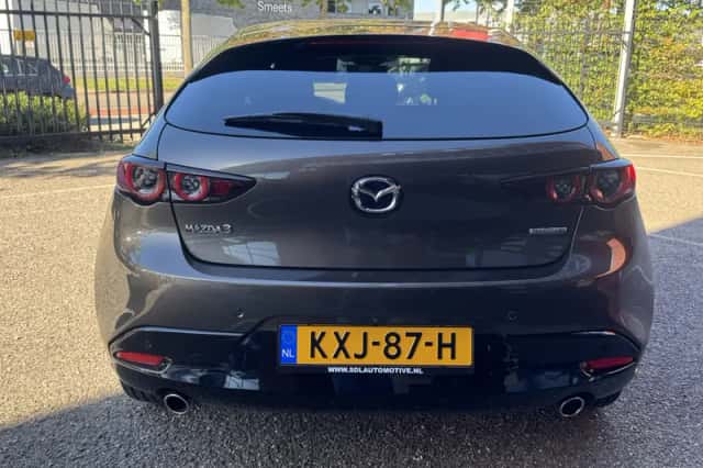 Mazda 3 (2020) thumbnail 6