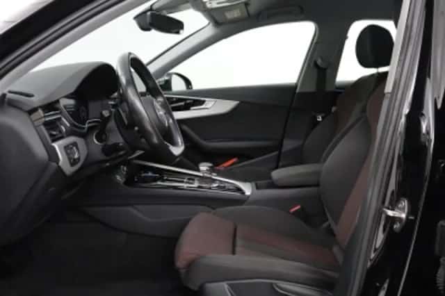 Audi A4 (2020) thumbnail 3