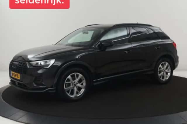 Audi Q3 (2022) thumbnail 1