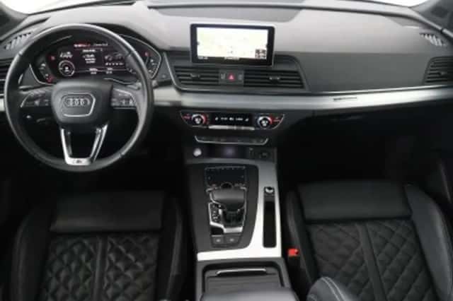 Audi Q5 (2020) thumbnail 3