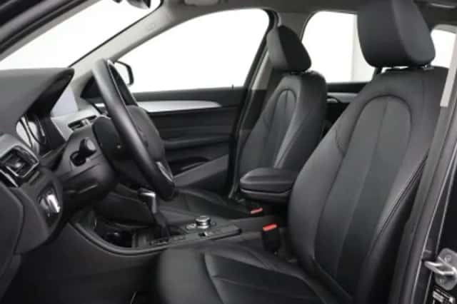 BMW X1 (2022) thumbnail 5