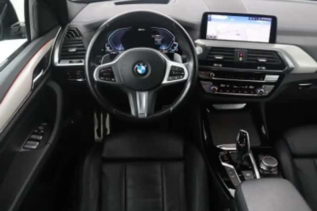 BMW X3 (2020) thumbnail 3