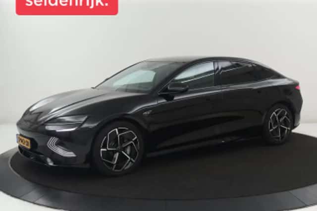 BYD Seal (2024) thumbnail 1