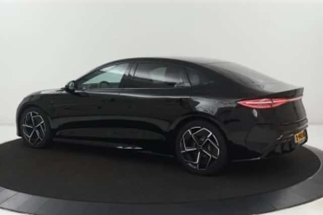 BYD Seal (2024) thumbnail 2