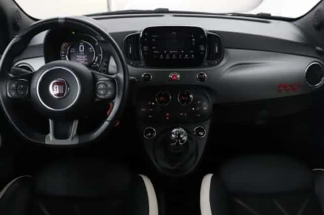 Fiat 500 (2019) thumbnail 3