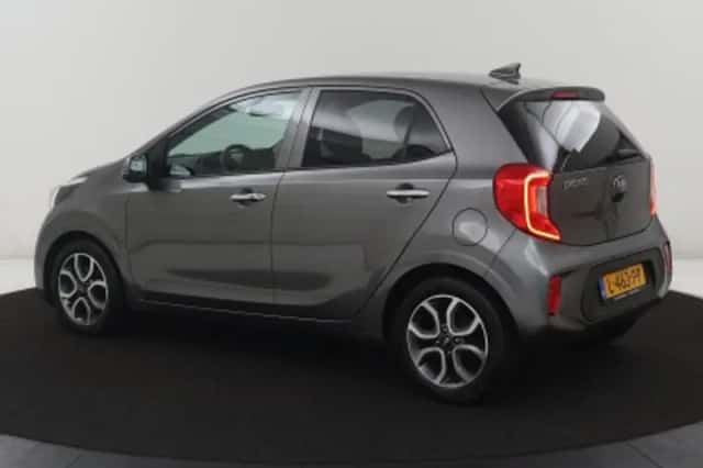 Kia Picanto (2021) thumbnail 2