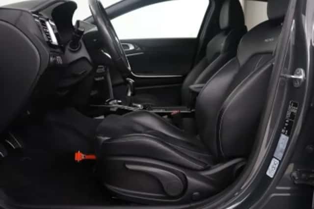 Kia Proceed (2020) thumbnail 5