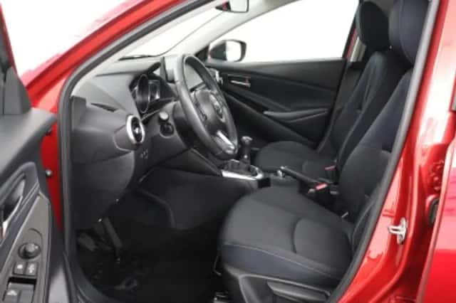 Mazda 2 (2021) thumbnail 4