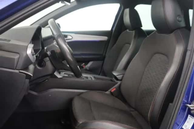 SEAT Leon (2021) thumbnail 5