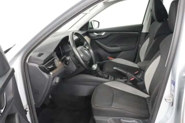 Škoda Kamiq (2021) thumbnail 4