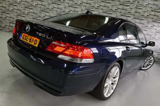 BMW 7-Serie (2006) thumbnail 1