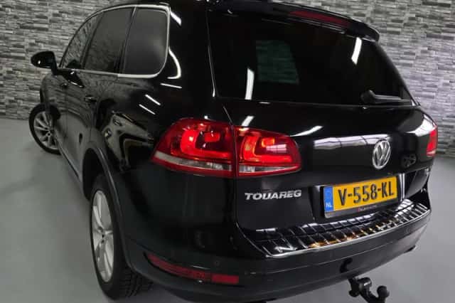 Volkswagen Touareg (2011) thumbnail 6