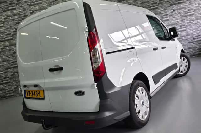 Ford Transit Connect (2016) thumbnail 2