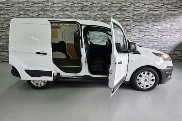 Ford Transit Connect (2016) thumbnail 4