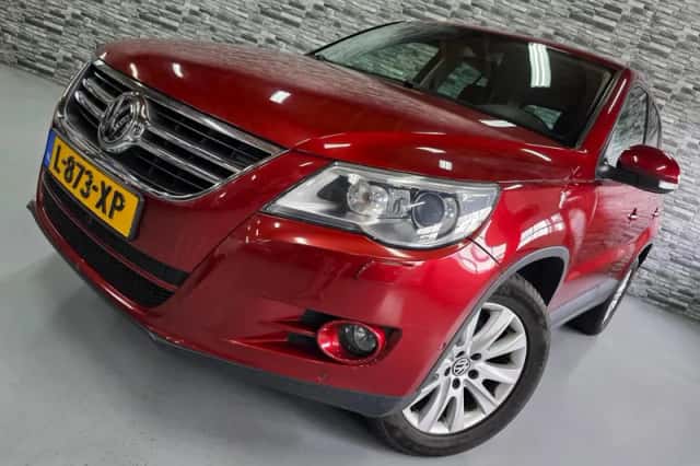 Volkswagen Tiguan (2008) thumbnail 1