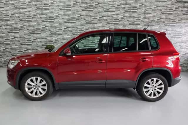 Volkswagen Tiguan (2008) thumbnail 3