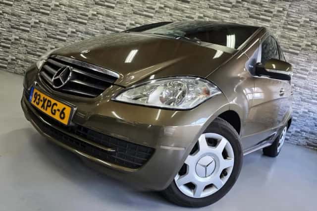 Mercedes-Benz A-Klasse (2012) thumbnail 1