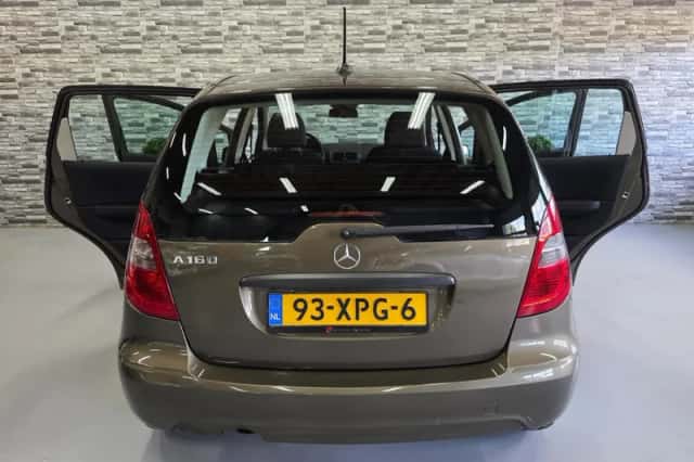 Mercedes-Benz A-Klasse (2012) thumbnail 6