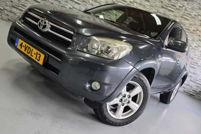 Toyota RAV4 (2009) thumbnail 1