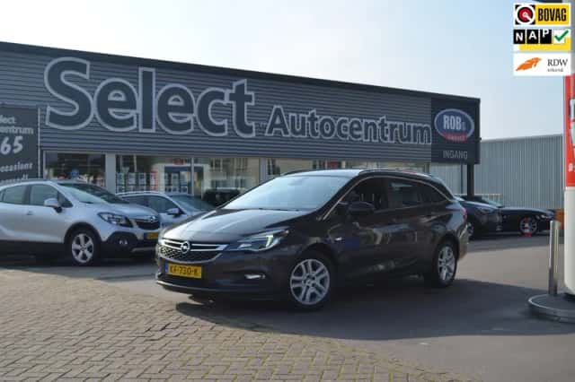 Opel Astra (2016) thumbnail 1