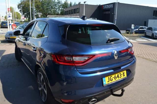 Renault Mégane (2016) thumbnail 3