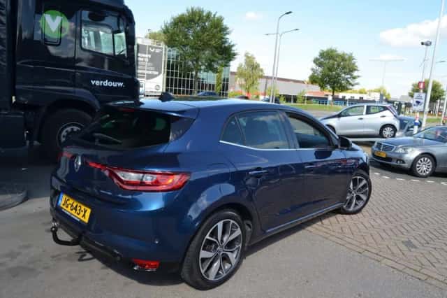 Renault Mégane (2016) thumbnail 4