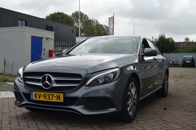 Mercedes-Benz C-Klasse (2016) thumbnail 4