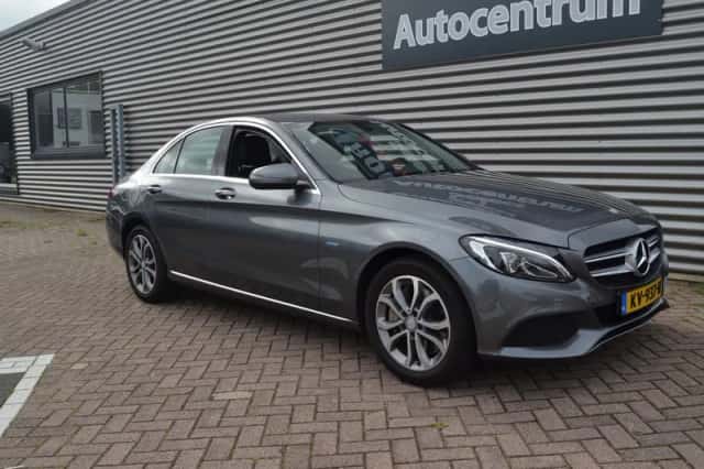 Mercedes-Benz C-Klasse (2016) thumbnail 6