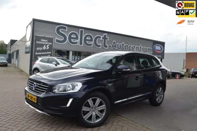 Volvo XC60 (2016) thumbnail 1