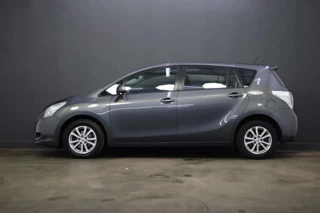 Toyota Verso (2011) thumbnail 5