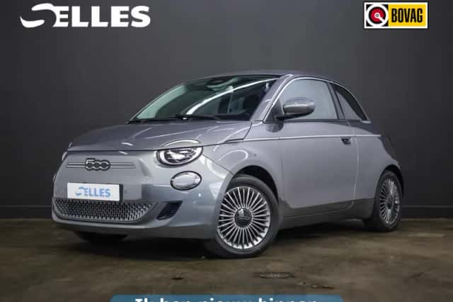 Fiat 500 (2023) thumbnail 1