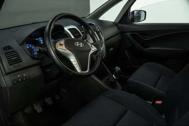 Hyundai ix20 (2016) thumbnail 2