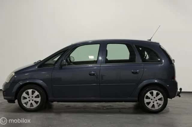 Opel Meriva (2008) thumbnail 5