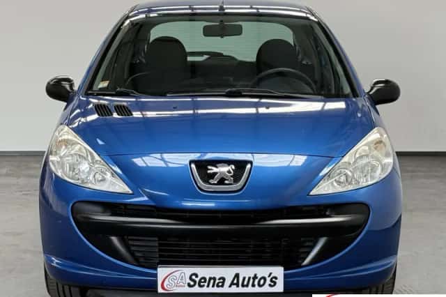 Peugeot 206 (2011) thumbnail 2