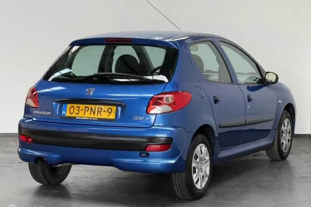 Peugeot 206 (2011) thumbnail 6