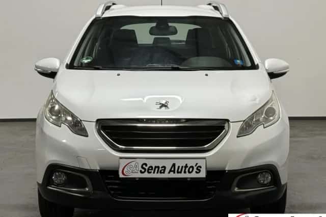 Peugeot 2008 (2013) thumbnail 2