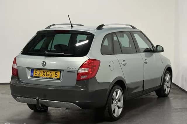 Škoda Fabia (2012) thumbnail 6