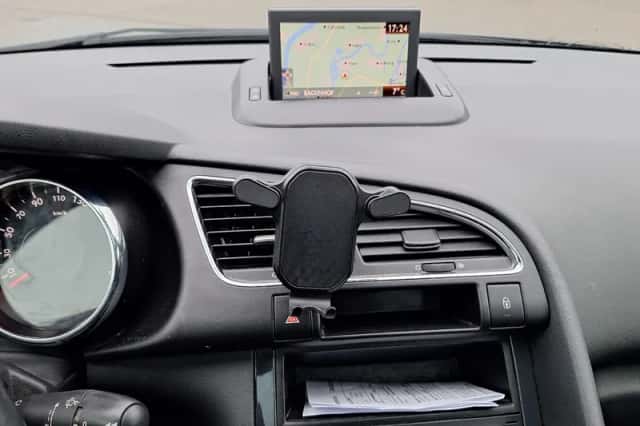 Peugeot 3008 (2010) thumbnail 6