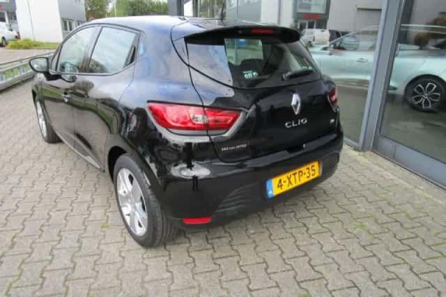 Renault Clio (2014) thumbnail 6