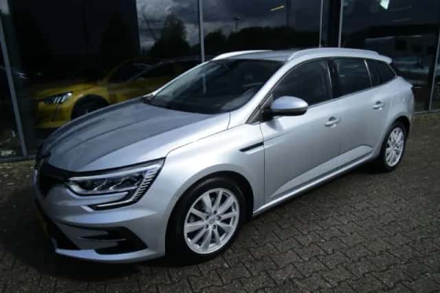 Renault Mégane (2022) thumbnail 2