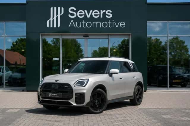 MINI Countryman (2025) thumbnail 1