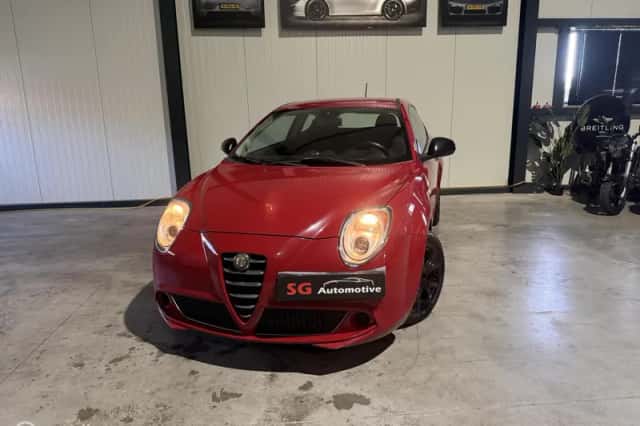 Alfa Romeo MiTo (2012) thumbnail 1