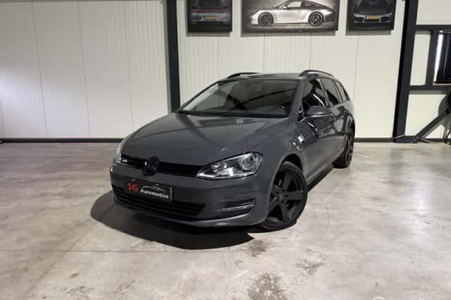 Volkswagen Golf (2014) thumbnail 1
