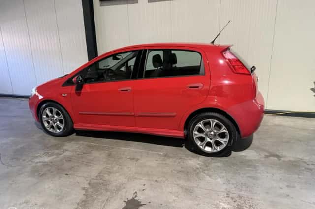 Fiat Punto Evo (2015) thumbnail 3