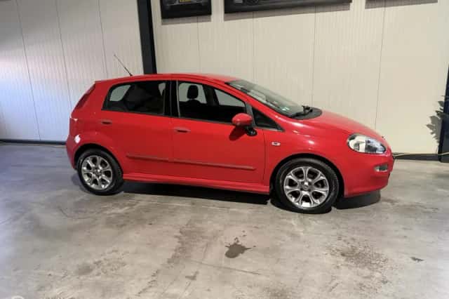 Fiat Punto Evo (2015) thumbnail 4