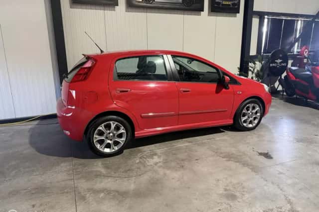 Fiat Punto Evo (2015) thumbnail 5